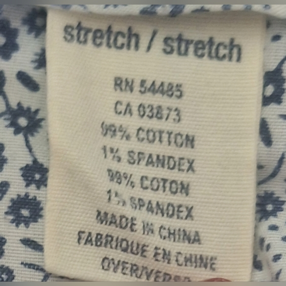 #1583 American Eagle Blue Denim Distressed Shorts/ Capris Sz. 8 - Picture 3 of 6